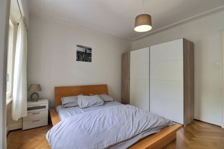Magnifique appartement meublé de 3.5 P / 2 CHB / 1 SDB / 1 Balcon - Foto 2