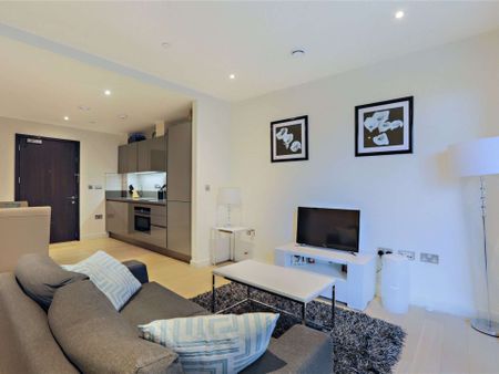 Superb second floor studio apartment in The Roper Building in Greenwich Peninsula, the newest development close to the o2. - Photo 2