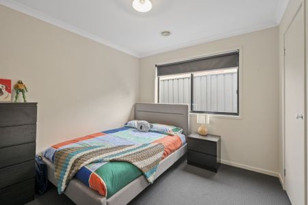 52 Kingston Drive Eaglehawk VIC - Photo 5