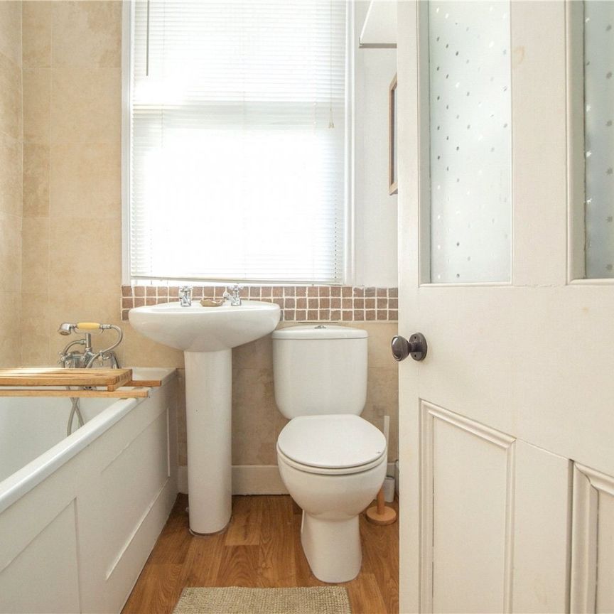 Manor Road, - Photo 1