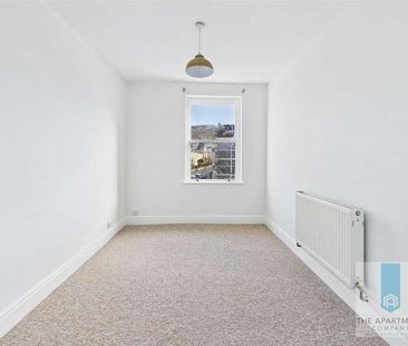 Summerlays Place, Bath, BA2 - Photo 4