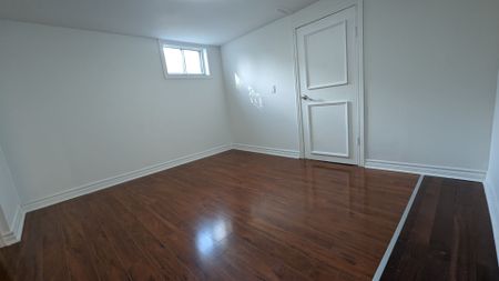 For Lease - 230 Alsace Road, Richmond Hill, Ontario - Photo 3