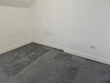 Bolckow Street, Middlesbrough, Eston - Photo 4