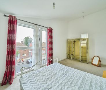 3 bedroom townhouse to rent - Photo 4