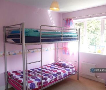 3 bedroom detached house to rent - Photo 4