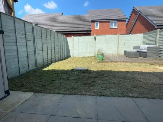Apple Tree Close, Norton Fitzwarren, ..., Taunton - Photo 1