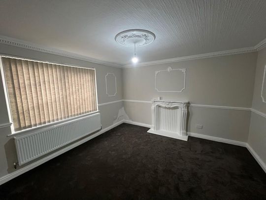 3 bedroom townhouse to rent - Photo 1