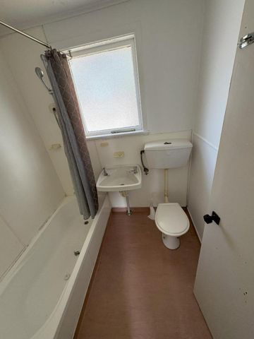 Two bedroom on Barder - Photo 2