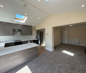 6 bedroom semi-detached house to rent - Photo 6