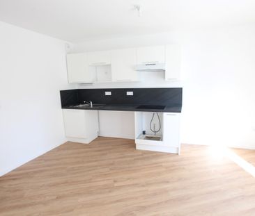 Location Appartement 3 pièces 63m² ST HERBLAIN 44800 - Photo 3