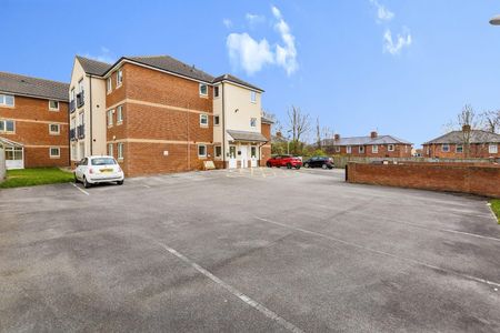 2 Bed Flat, Hafferty Court, S5 - Photo 4