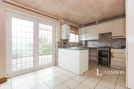 3 bedroom terraced to rent Annesley Close, Northampton, NN3 3HD - Photo 3
