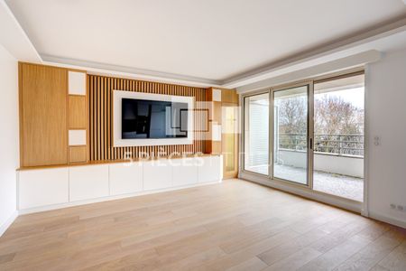 Location Appartement 4 pièces 90m² NEUILLY SUR SEINE 92200 - Photo 2