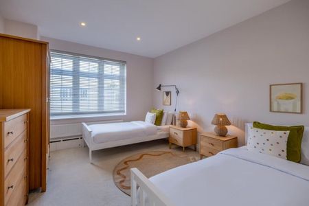 Elm Tree Close, St John's Wood, London, NW8 9JS - Photo 5