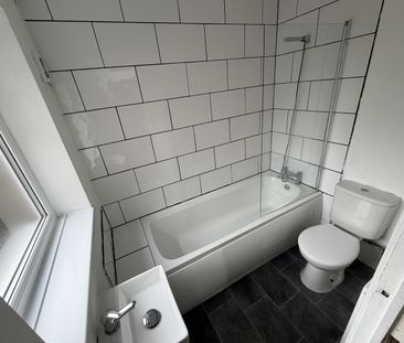 2 Bed Terraced House, Cobden St, M9 - Photo 5