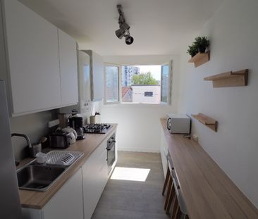 Location Appartement 1 pièce 61m² - Photo 4