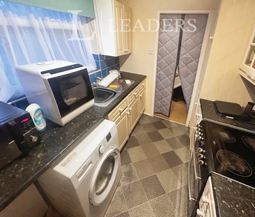 3 bedroom house to rent Old Forge Way, Sawston, Cambridge, CB22 - Photo 3