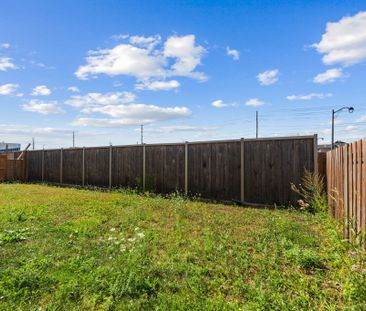 For Lease - 2477 Waterlilly Way, Barrhaven, Ontario - Photo 6