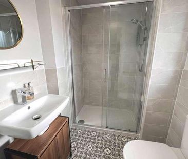 Finch Close, Exeter, EX2 - Photo 1