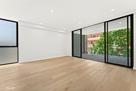 Luxurious Brand-New Boutique Residences - Refined Living in an Exclusive Complex - Photo 3