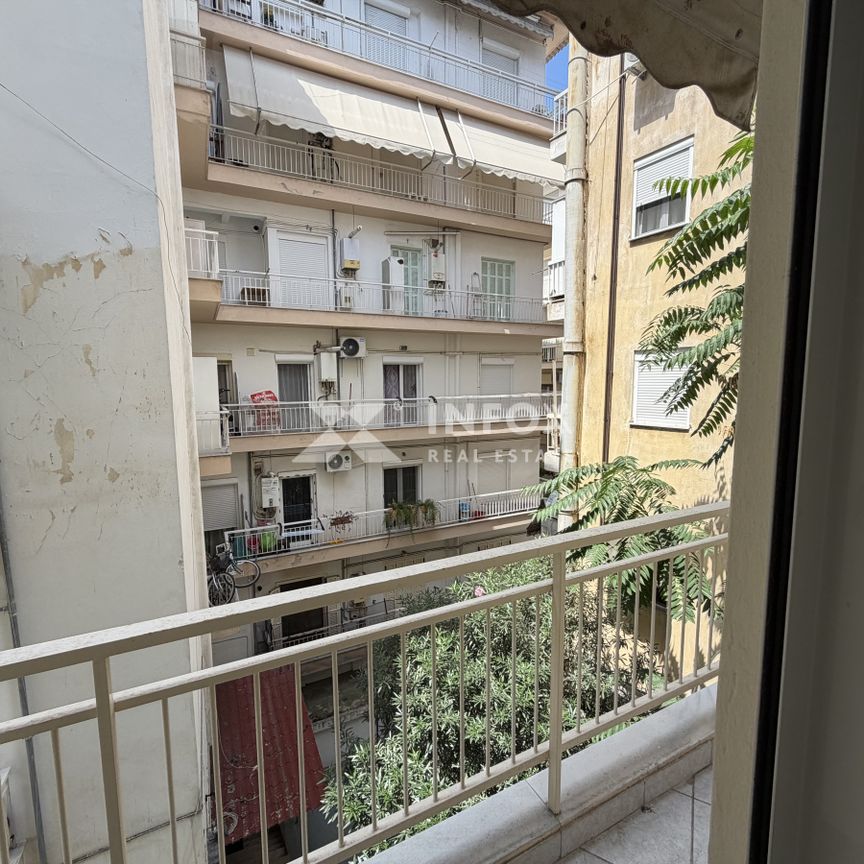 Ενοικιάζεται πλήρως επιπλωμένο ανακαινισμένο διαμέρισμα με 2Υ/Δ στην περιοχή της Μπότσαρης - Photo 1