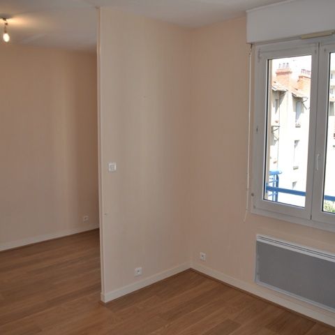 Appartement - 1 pièce - Jardin Lecoq/Facultés - Photo 1