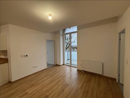 3 pièces - 55 m² - 1er étage - Colocation non autorisée - Photo 3