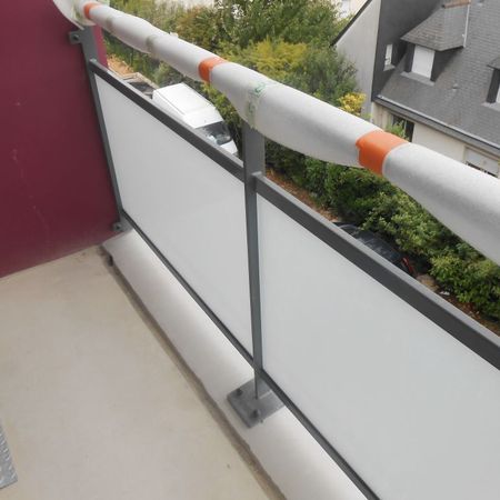 Location Appartement 1 pièce 28m² - Photo 3