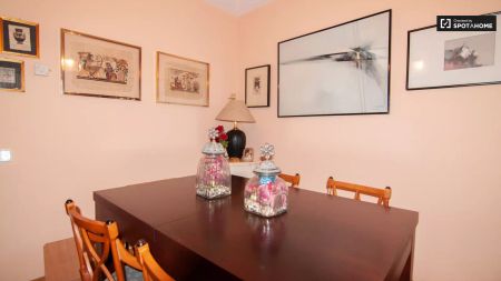 Single Bed in Room in a shared 3-bedroom apartment for rent in Pinar del Rey, only students - Photo 5