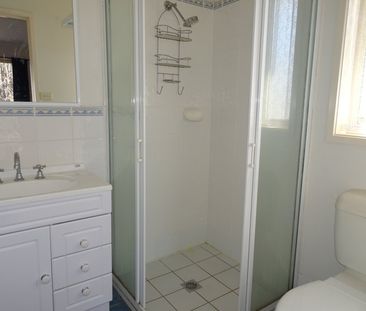 6 Ikara Close, Dunlop ACT 2615 - House For Rent | Domain - Photo 6