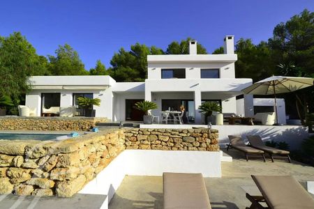 4 bedroom luxury Villa for rent in Cala Vadella, Spain - Photo 3