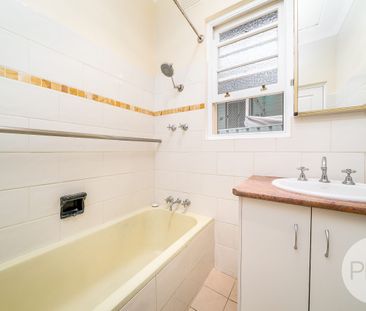 97 Fernleigh Road, Turvey Park NSW 2650 - Photo 1
