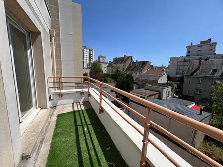 Location Appartement 3 pièces 64m² ORLEANS 45000 - Photo 4