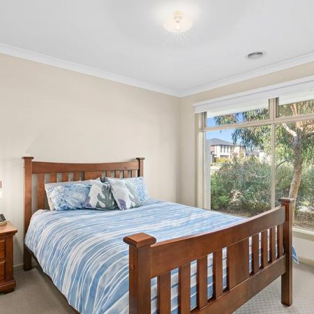 SPACIOUS FOUR BEDROOM HOME - Photo 5