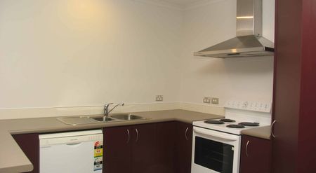 Sunny stand alone home - Photo 2