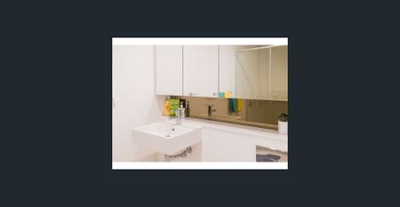 Fully Furnished | Bright and Peaceful Apartment Heart of Rosebery - Photo 4