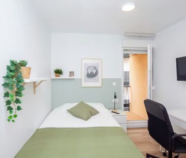 Carrer de Vidal de Blanes, Valencia, Valencian Community 46024 - Photo 6