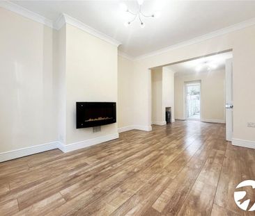 3 bedroom terraced house to rent - Photo 4