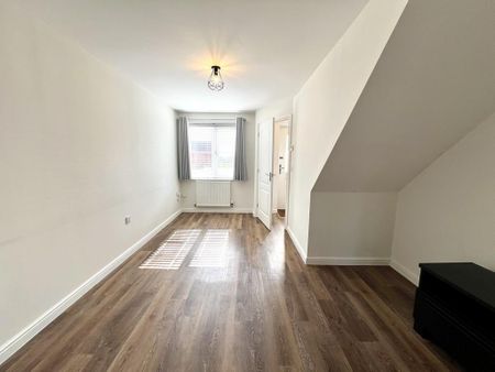 2 bedroom end of terrace house to rent - Photo 5