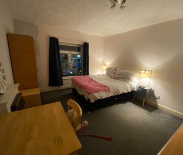1 Bed Flat, Mansfield Rd, NG5 - Photo 4