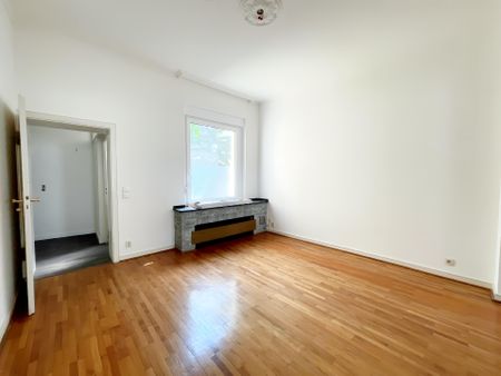 GROßZÜGIGE 2-ZIMMER WOHNUNG IN KREFELDER INNENSTADT ZU MIETEN! - Foto 4