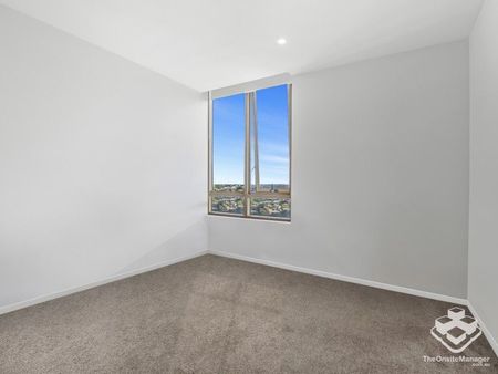 6th Floor Best 2 Bed 2 Bath Units in Toowong! - Photo 3
