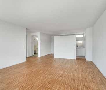 Urban wohnen im Herzen von Emmen – moderne 2.5-Zimmer-Wohnung mit B... - Foto 1