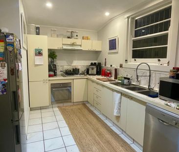 Glebe - Photo 4