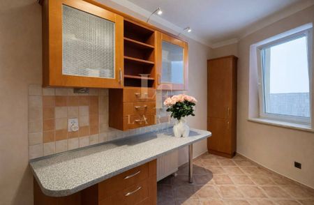 Oddzielna kuchnia | Balkon | Garaż podziemny - Фото 4