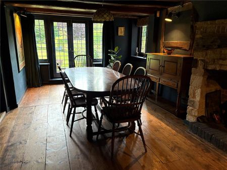 4 bedroom detached house to rent - Photo 3