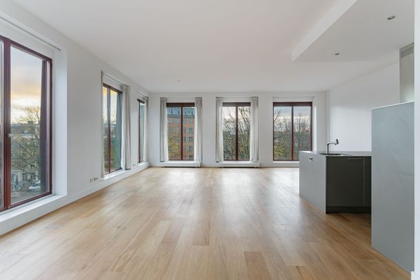 Appartement te huur: Barentszplein 8-A 1013 NJ Amsterdam - Photo 1