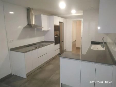 Piso de alquiler en Carrer Francisco Alcayde, 25b, Pueblo - Photo 3