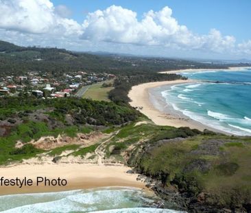 4 Surfsea Avenue, Sandy Beach - Photo 4