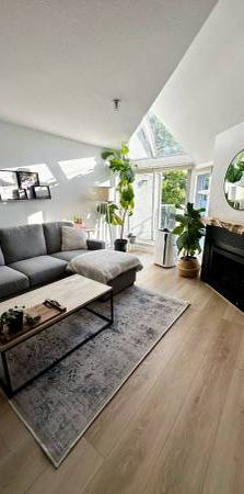 Pet Friendly 1 Bedroom in Kitsilano - Furnished - Photo 1